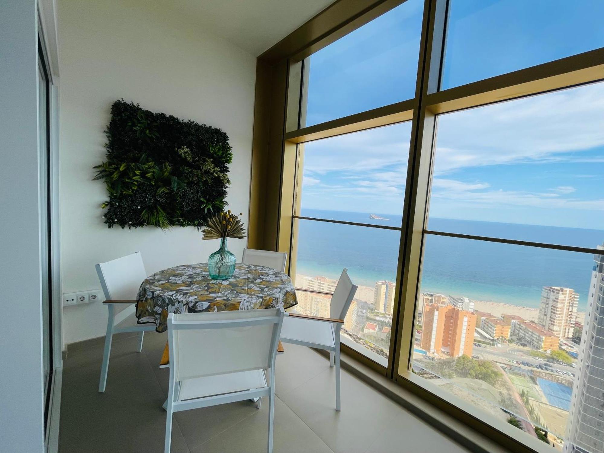 Intempo Sky: Surcando El Cielo Benidorm Buitenkant foto